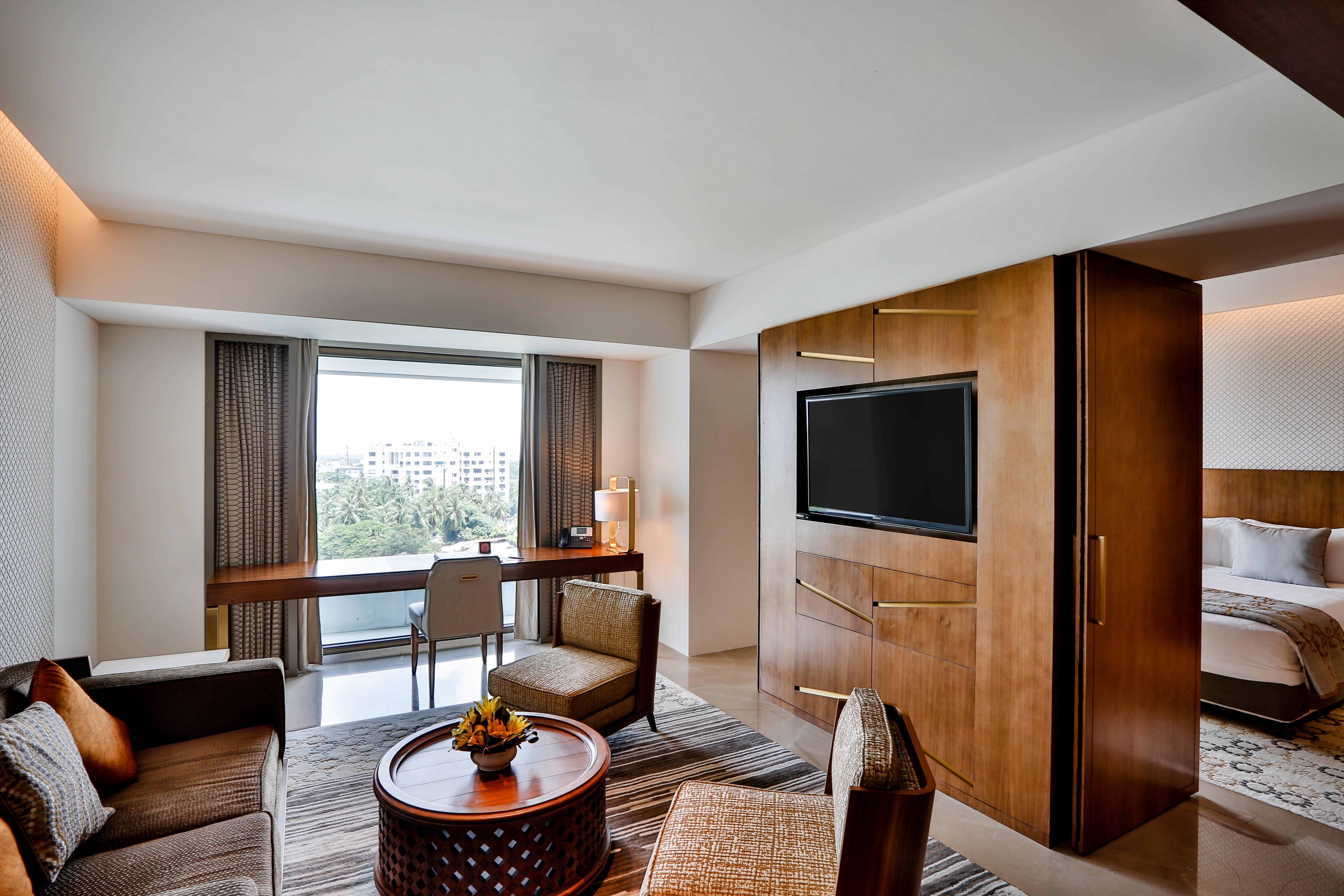 Crowne Plaza Chennai Adyar Park, An Ihg Hotel Екстер'єр фото Suite at the Taj Bengal