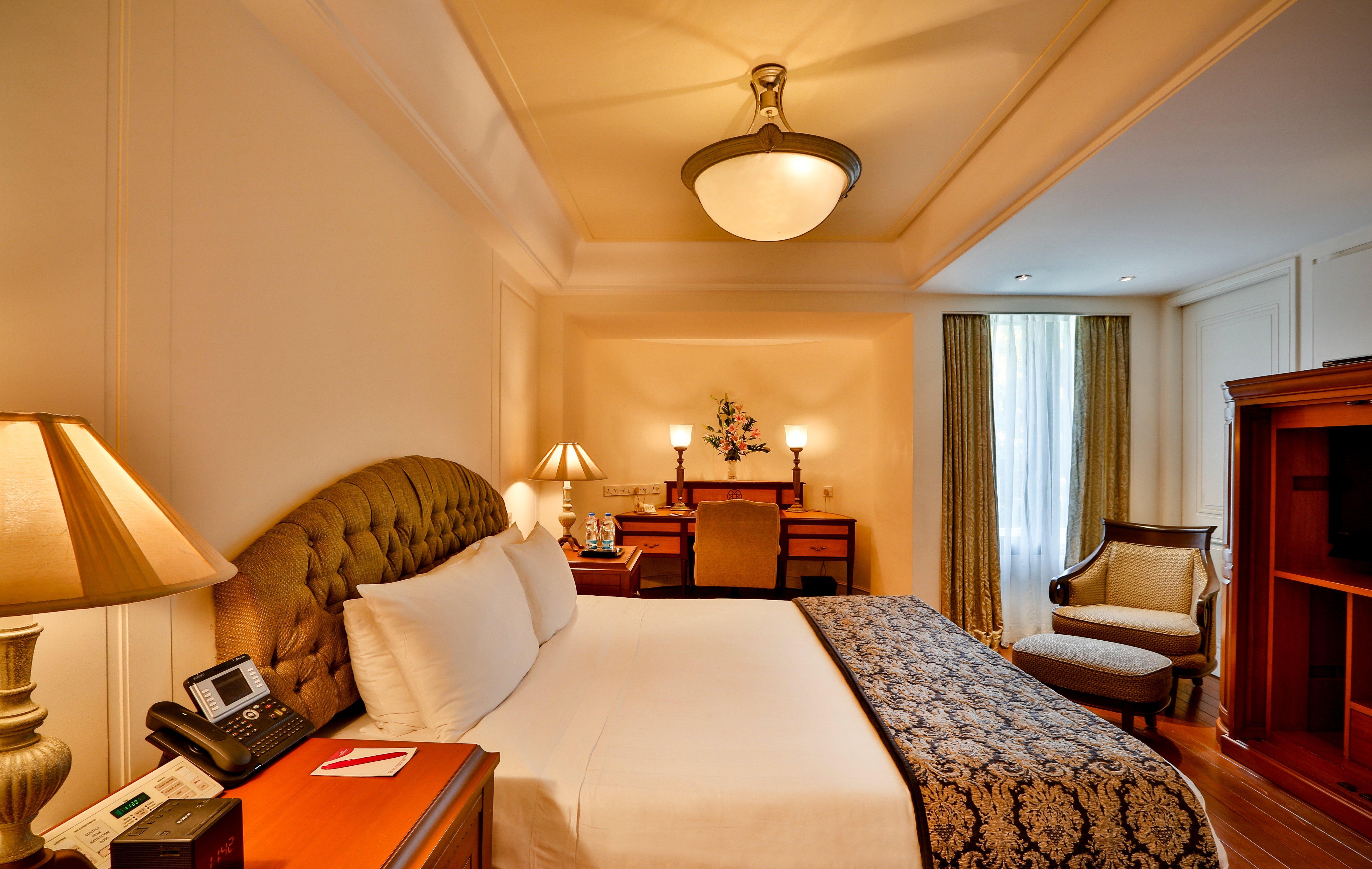 Crowne Plaza Chennai Adyar Park, An Ihg Hotel Екстер'єр фото A room at the hotel