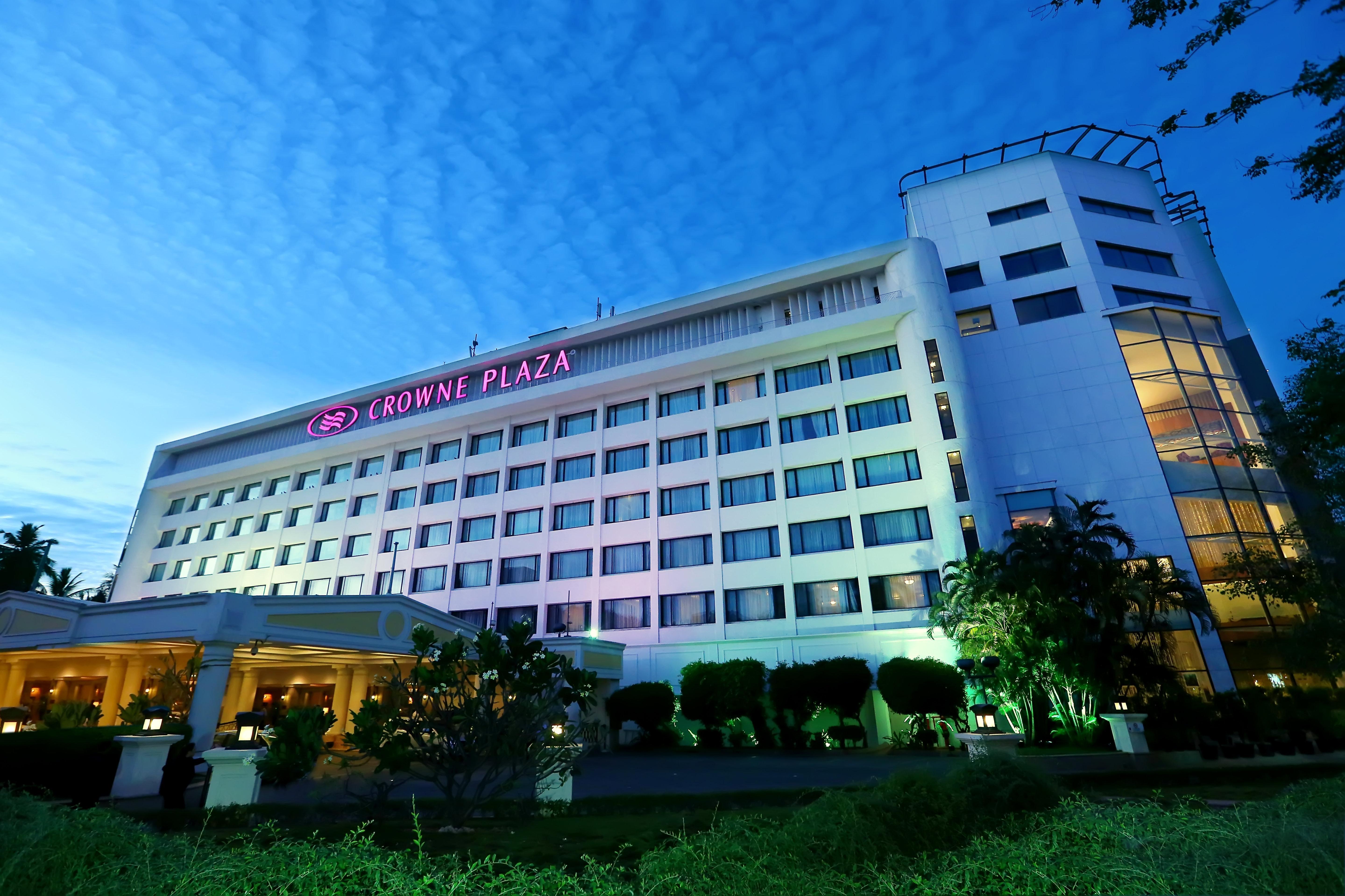 Crowne Plaza Chennai Adyar Park, An Ihg Hotel Екстер'єр фото Khon Kaen Plaza Hotel